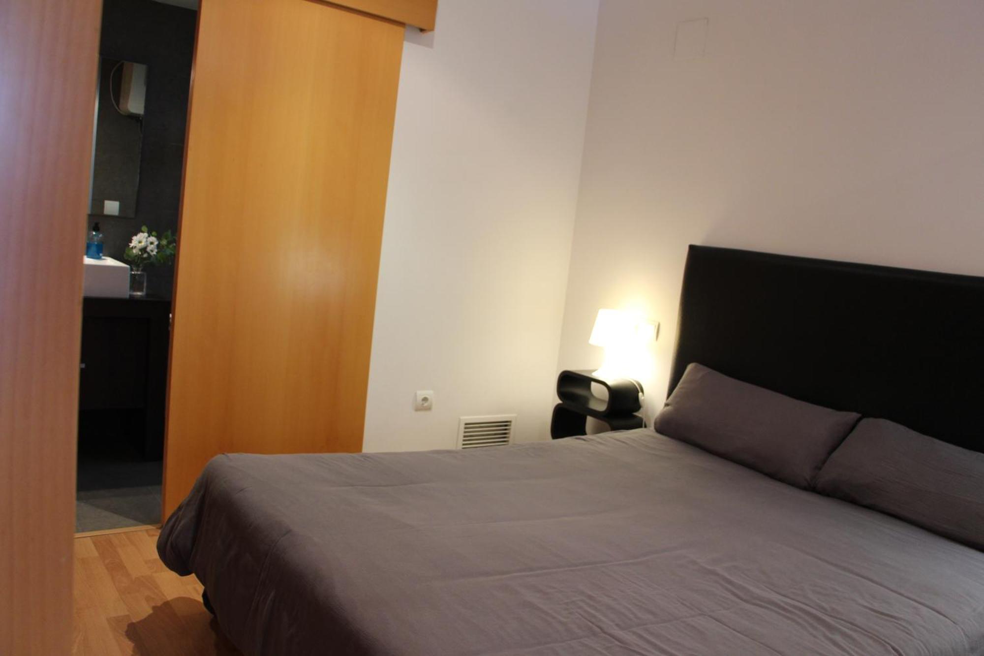 Apartamentos La Pergola Castellon Castellón de la Plana Стая снимка